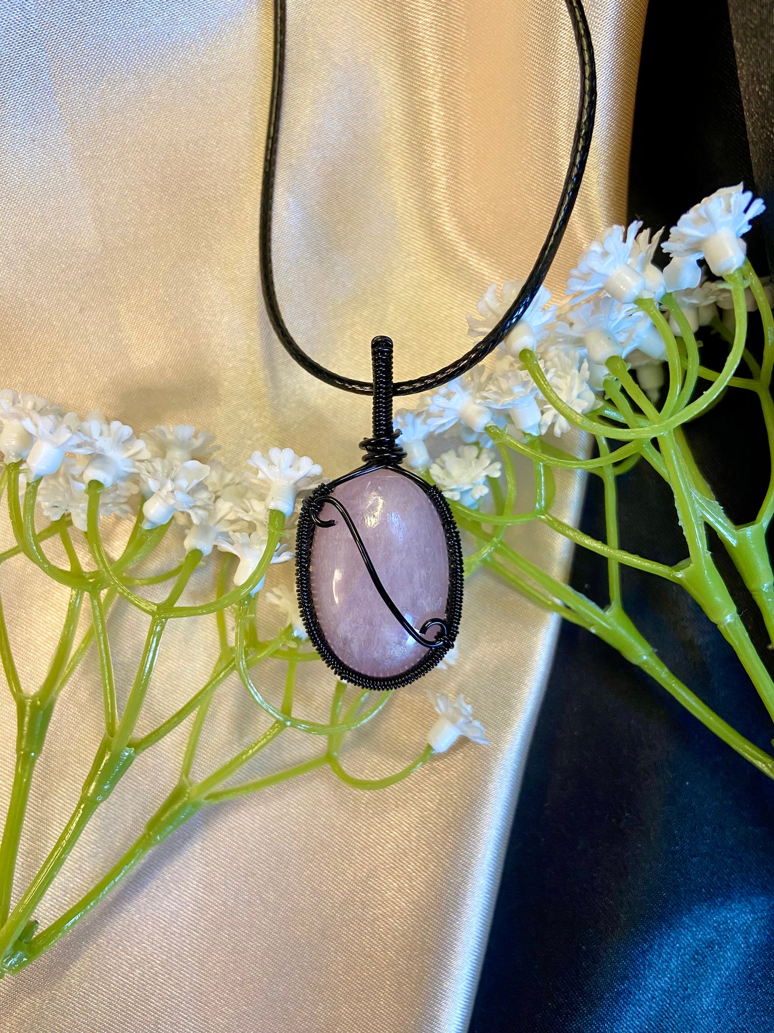 Mor (Kunzite) Necklace