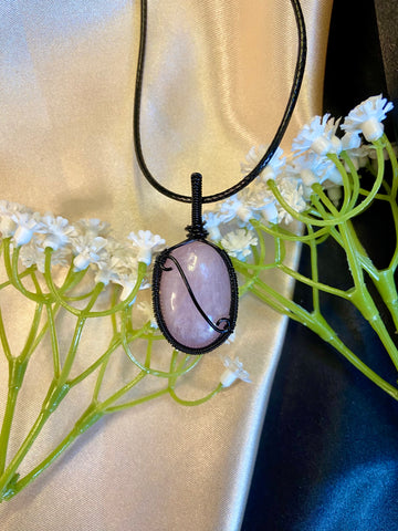 Mor (Kunzite) Necklace