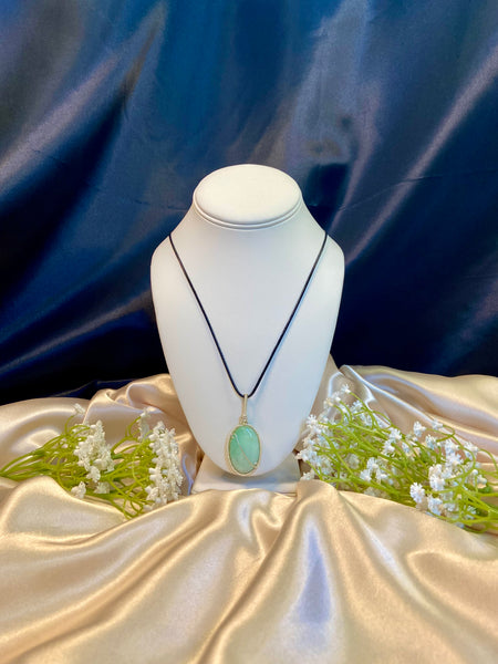 Roran (Chrysoprase) Necklace