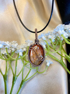 Raze (Madras Sunstone) Necklace