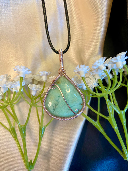 Nekoda (Chrysoprase) Necklace